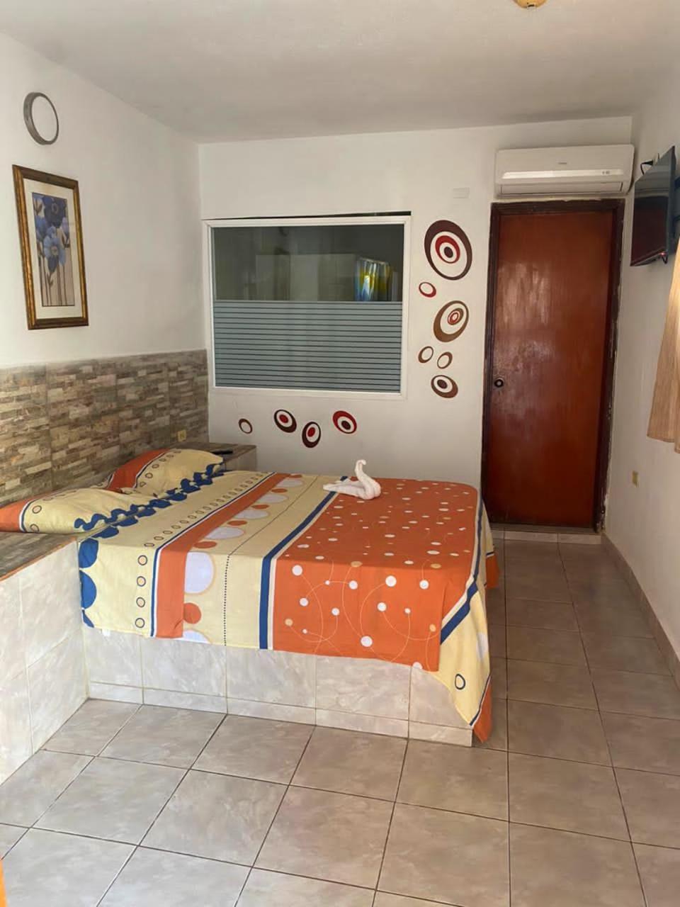 Hotel Brisas Del Mar 2022 Catia La Mar Esterno foto